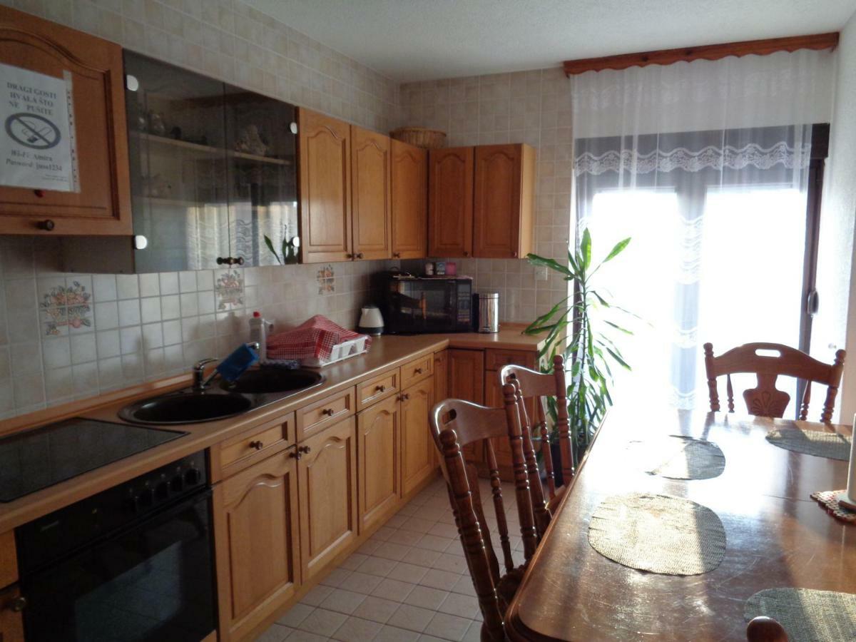 Sobe Rooms Amira Dubrave Gornje Δωμάτιο φωτογραφία